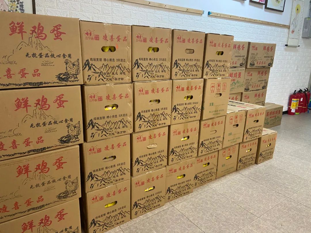 爱心企业为东莞市微笑爱心慈善基金会捐赠55080枚爱心鸡蛋(图5) 1-21091G55U0959.jpg
