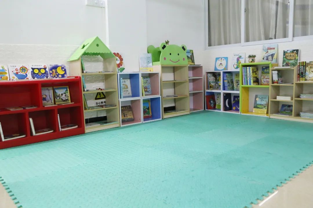 1-21091Q00K14S.jpg